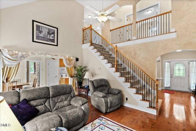 25 Winchester Court, Youngsville, NC 27596