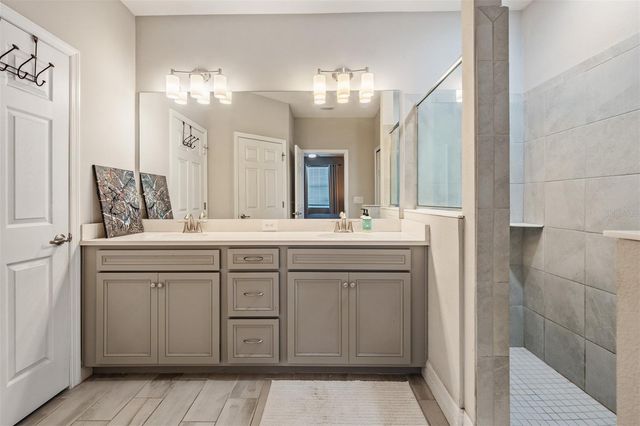 13418 LAKEVIEW OAKS LANE, Riverview, FL 33579