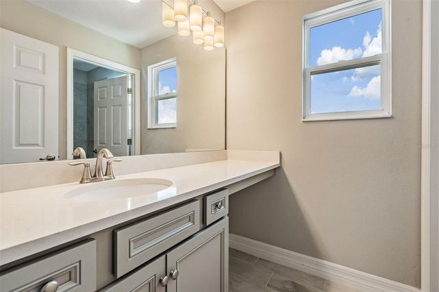 13418 LAKEVIEW OAKS LANE, Riverview, FL 33579