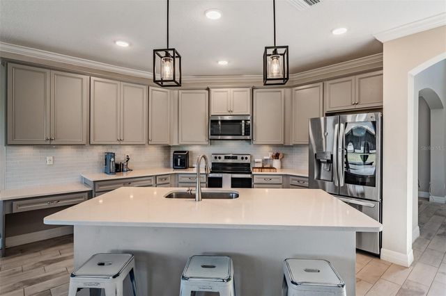 13418 LAKEVIEW OAKS LANE, Riverview, FL 33579