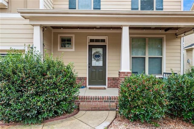 182 Valley Stream Road, Spring Lake, NC 28390