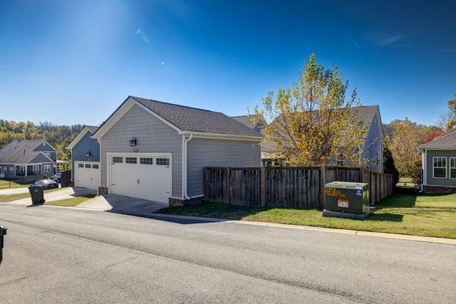 1908 Grace Point Ln, Nolensville, TN 37135