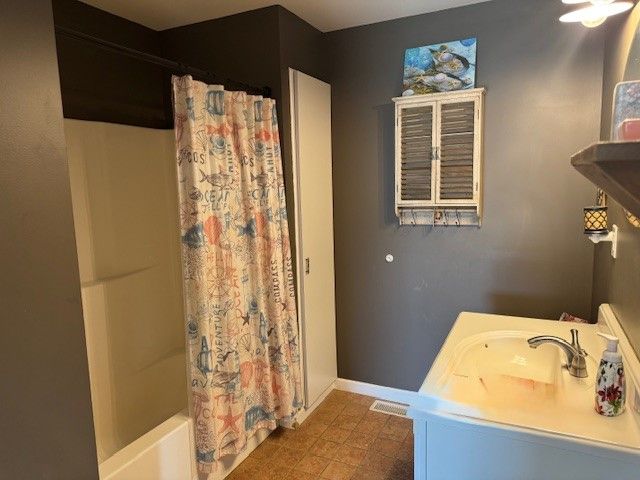 404 Terrence Dr, Dunbar Twp, PA 15425