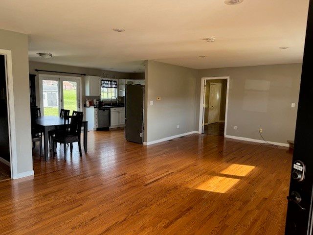 404 Terrence Dr, Dunbar Twp, PA 15425