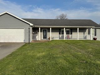 404 Terrence Dr, Dunbar Twp, PA 15425