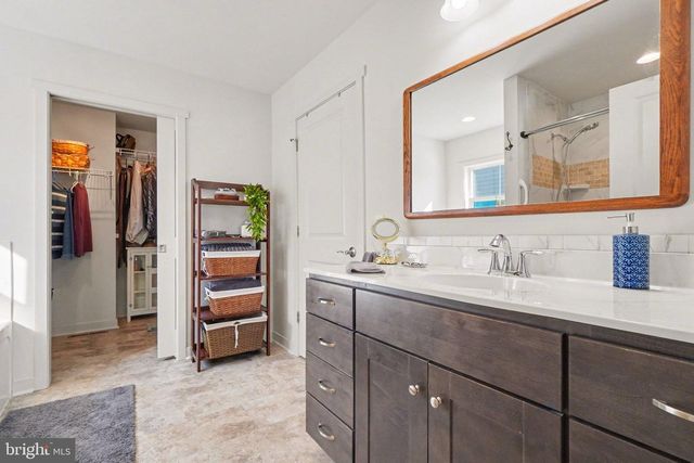 6029 STATION CIRCLE RD, Harrisburg, PA 17111