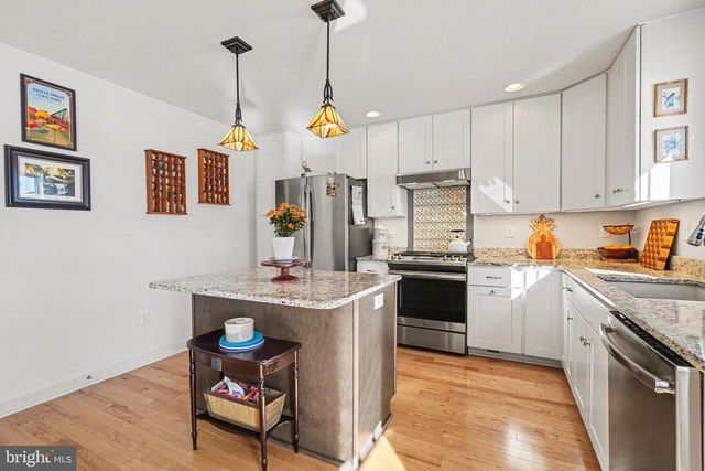 6029 STATION CIRCLE RD, Harrisburg, PA 17111