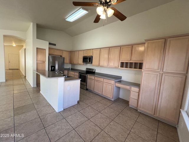 7812 W SOLANO Drive N, Glendale, AZ 85303
