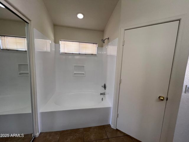 7812 W SOLANO Drive N, Glendale, AZ 85303