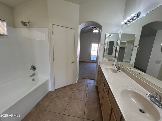 7812 W SOLANO Drive N, Glendale, AZ 85303