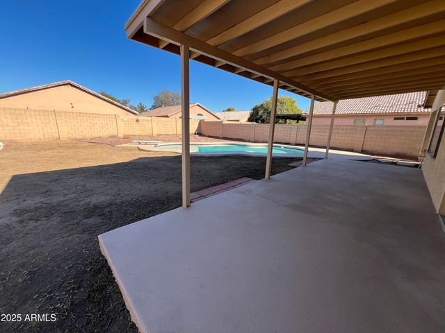 7812 W SOLANO Drive N, Glendale, AZ 85303