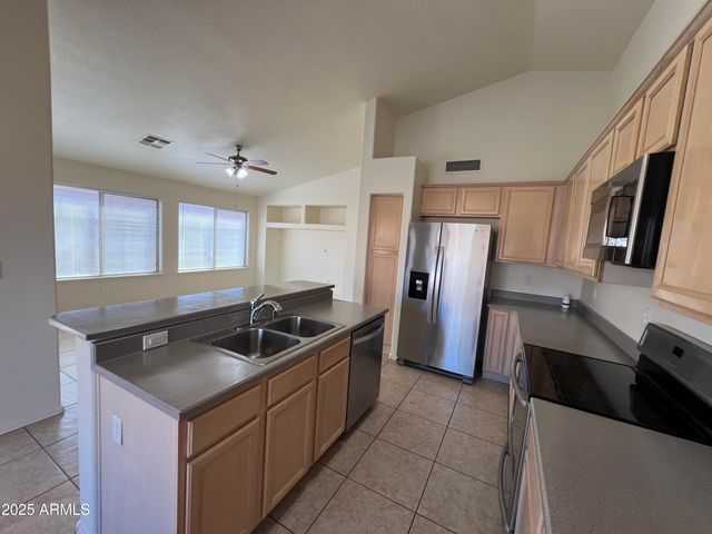 7812 W SOLANO Drive N, Glendale, AZ 85303