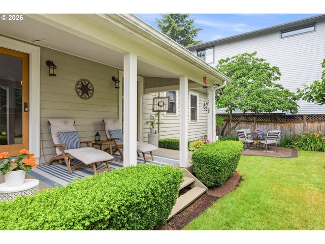 2747 Ne SCHUYLER St, Portland, OR 97212