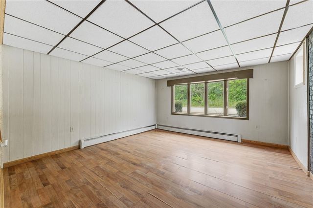 2701 Moyer Rd, Bullskin Twp, PA 15425