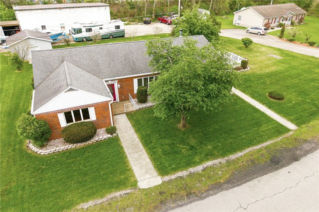 2701 Moyer Rd, Bullskin Twp, PA 15425