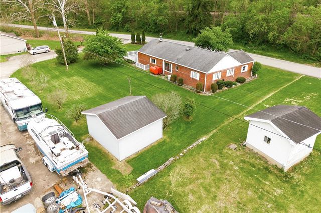 2701 Moyer Rd, Bullskin Twp, PA 15425