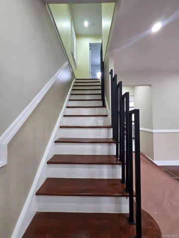 57-18 hewlett Street, Little Neck, NY 11362