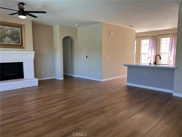 10106 Shoveldown Court, Bakersfield, CA 93311