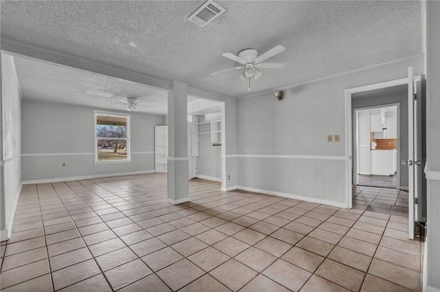 2101 N I, Fort Smith, AR 72901