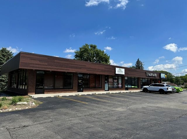 9901 S Roberts Road, Palos Hills, IL 60465