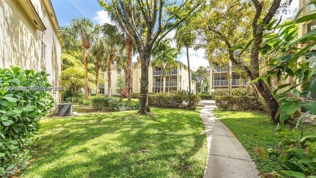 430 S Park 3-110 3-110, Hollywood, FL 33021