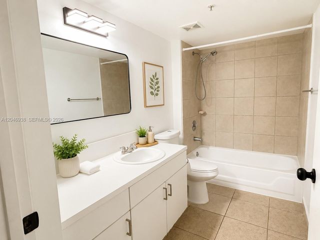 430 S Park 3-110 3-110, Hollywood, FL 33021