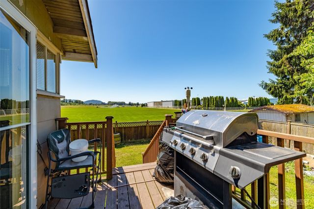810 Cul De Sac Avenue, Burlington, WA 98233
