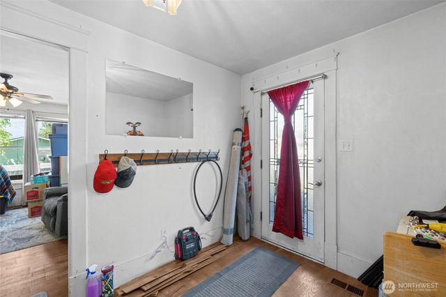 810 Cul De Sac Avenue, Burlington, WA 98233