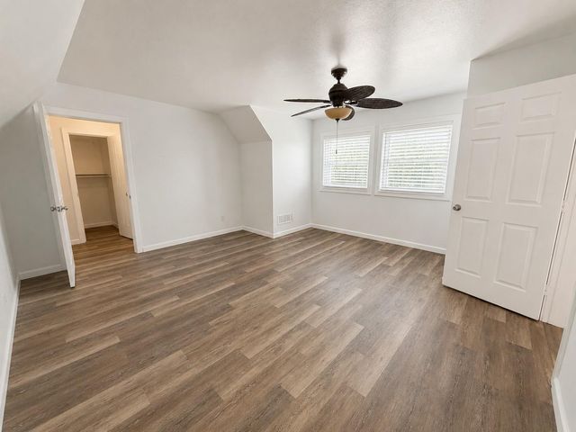 3004 Woodland Drive, Dickinson, TX 77539