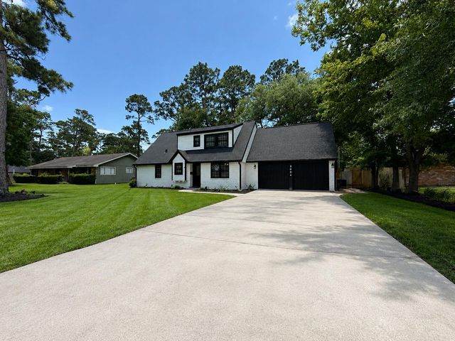 3004 Woodland Drive, Dickinson, TX 77539