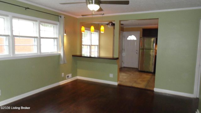 4202 Berkshire Ave, Louisville, KY 40220