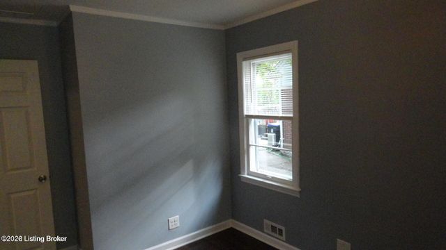 4202 Berkshire Ave, Louisville, KY 40220