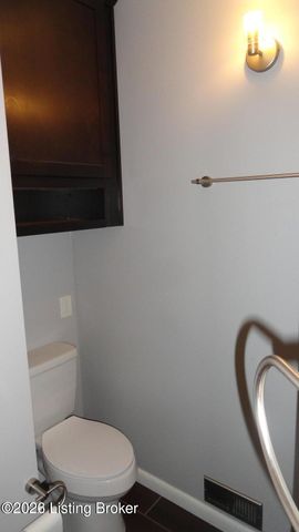 4202 Berkshire Ave, Louisville, KY 40220
