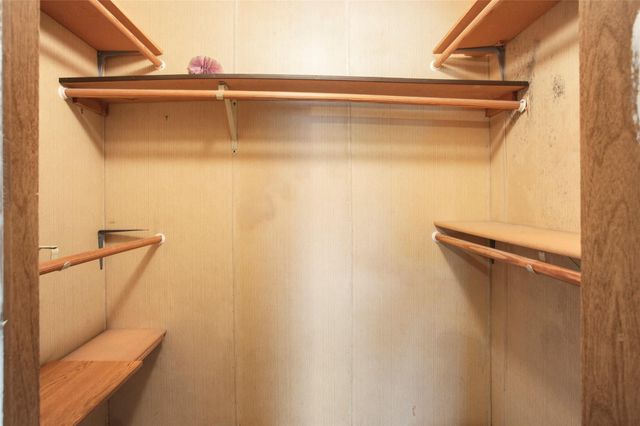 1616 Casa Court, Alvin, TX 77511