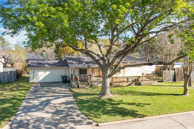 1616 Casa Court, Alvin, TX 77511