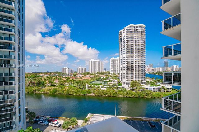 20515 E Country Club Drive 1048, Aventura, FL 33180