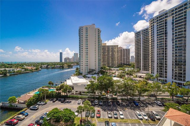 20515 E Country Club Drive 1048, Aventura, FL 33180