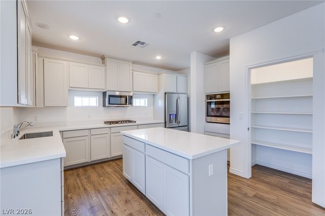 2555 Hampton Road 8206, Henderson, NV 89052