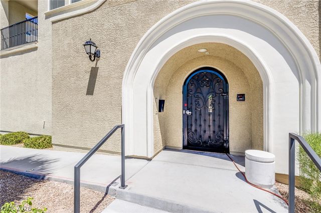 2555 Hampton Road 8206, Henderson, NV 89052