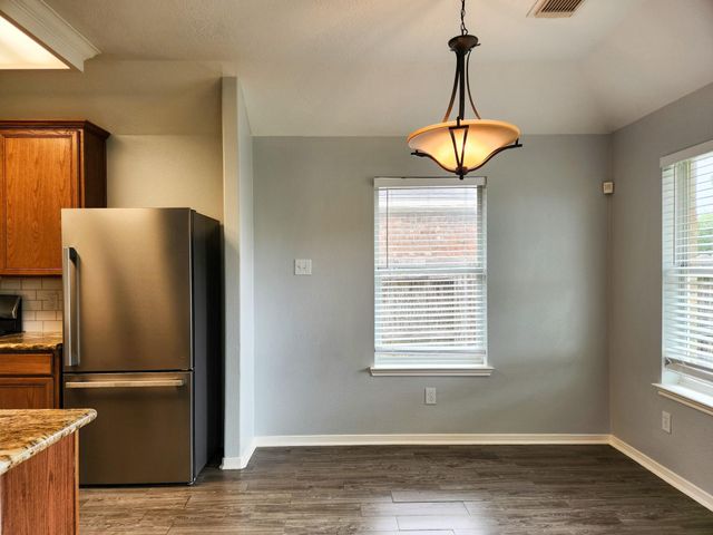11902 White Water Bay Drive, Pearland, TX 77584