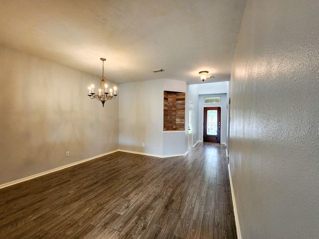 11902 White Water Bay Drive, Pearland, TX 77584
