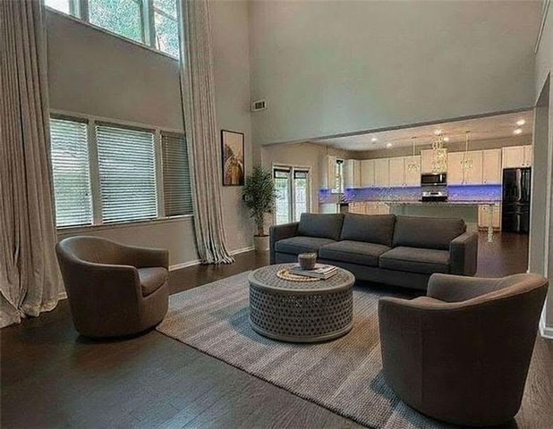 173 Pebble Pond Drive, Lilburn, GA 30047