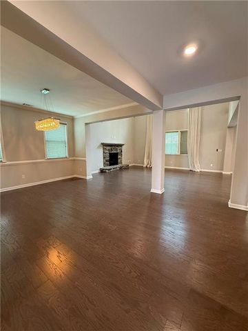 173 Pebble Pond Drive, Lilburn, GA 30047