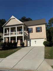 173 Pebble Pond Drive, Lilburn, GA 30047