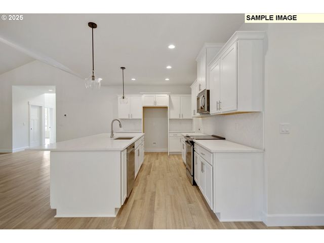 3347 Ne SAMSON Ave 66, Estacada, OR 97023