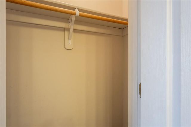 1703 Rolling Rock Road, Raymore, MO 64083