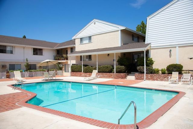 4800 Williamsburg Lane 236, La Mesa, CA 91942