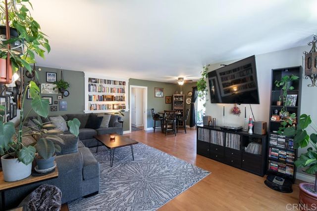 4800 Williamsburg Lane 236, La Mesa, CA 91942