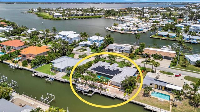 514 KEY ROYALE DRIVE, Holmes Beach, FL 34217