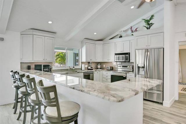 514 KEY ROYALE DRIVE, Holmes Beach, FL 34217